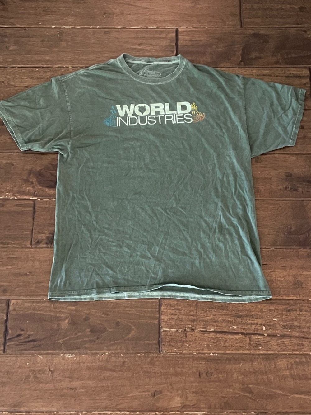 Vintage World Industries Skateboard T-Shirt Green Mineral Wash Logo Size XL